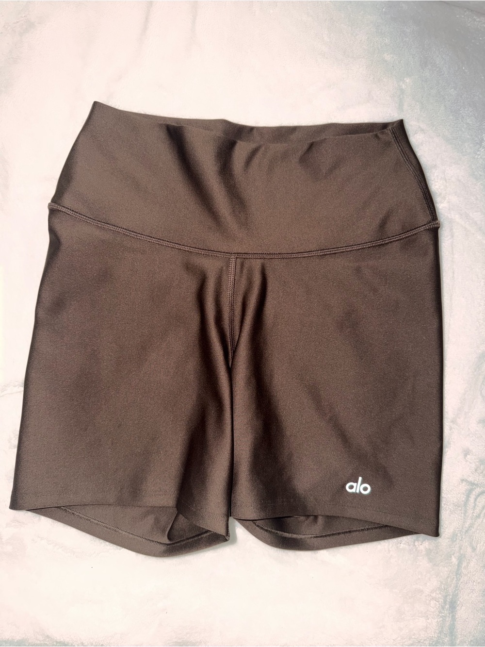 ALO Yoga Brown Leggings with White Logo - Picture 2 of 4